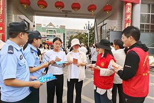 记者：拉特克利夫将与曼联各部门开会，了解俱乐部的运营情况